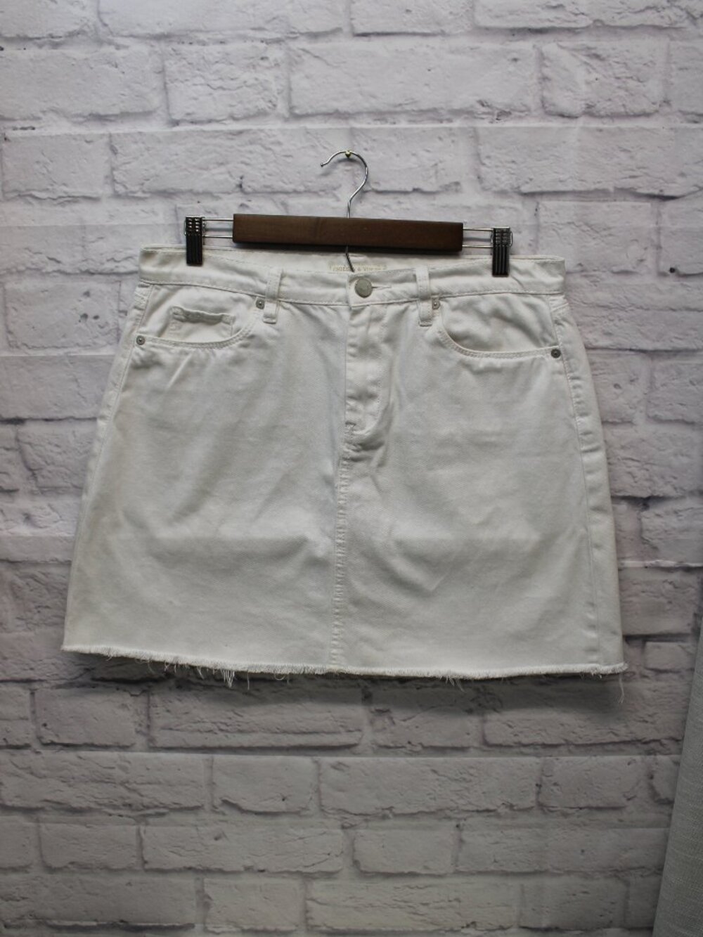 Chelsea & Violet Size 30 Bright White 100% Cotton Denim Raw Hem Mini Skirt
